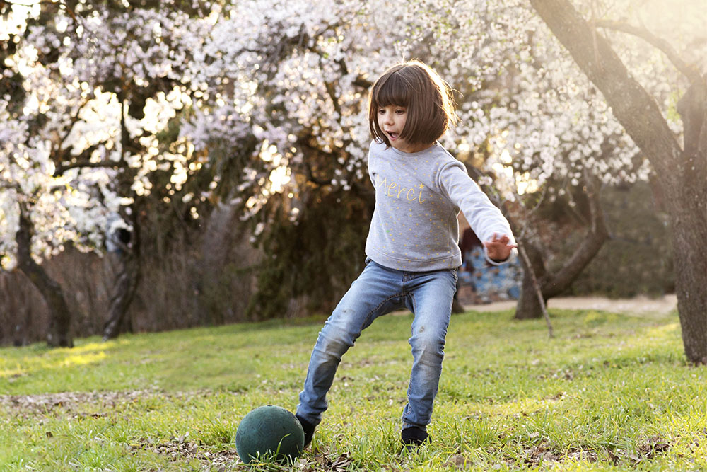 reportaje de fotografía natural infantil en exterior