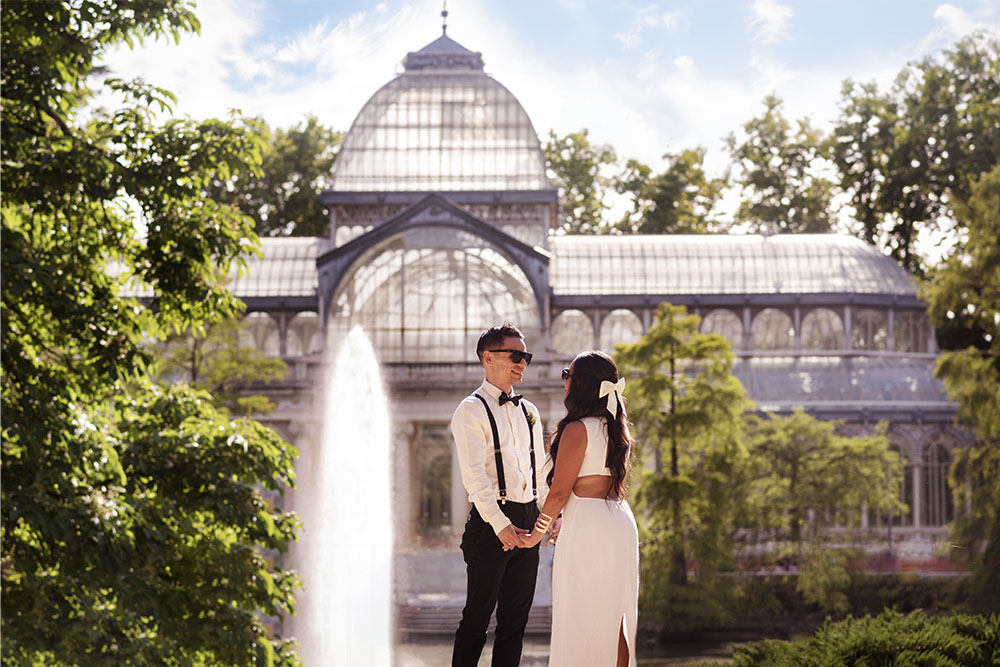 Reportajes románticos para parejas por el Madrid más clásico